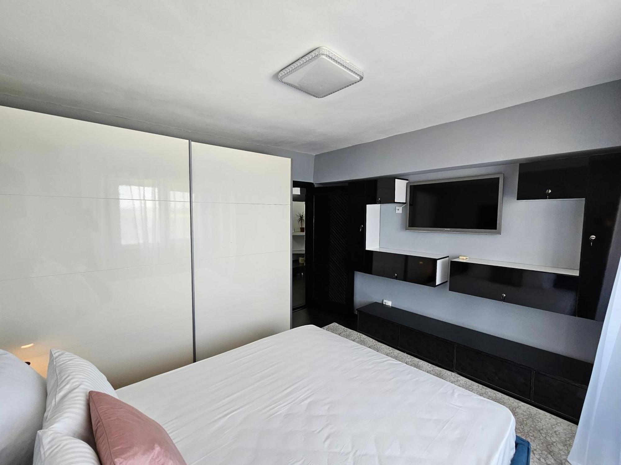 Blue Marina Sea View Apartment Mangalia Exterior photo